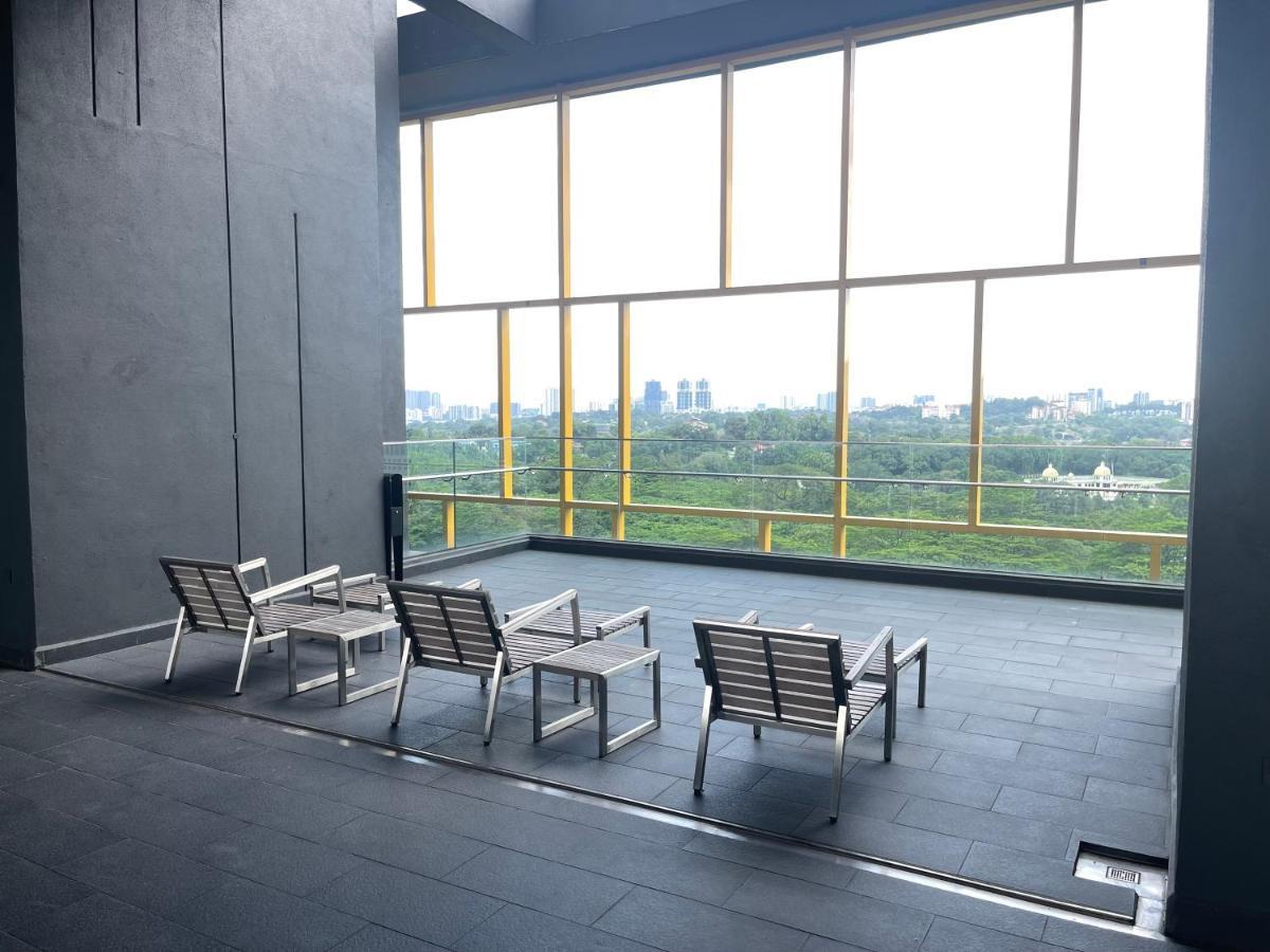 Merdeka Tower 118 Opus Kl Куала Лумпур Екстериор снимка